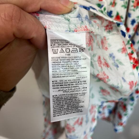 Old Navy White Floral Romper Summer Cottagecore Coastal M - Picture 6 of 8